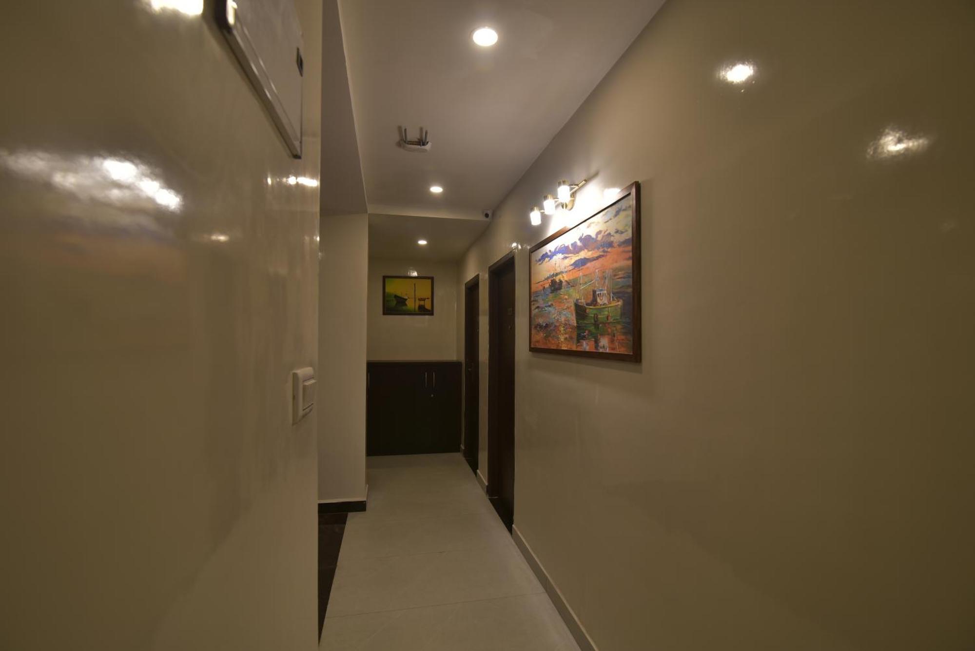 Address 24 Inn Bangalore Eksteriør billede