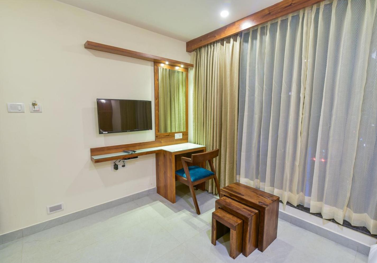 Address 24 Inn Bangalore Eksteriør billede