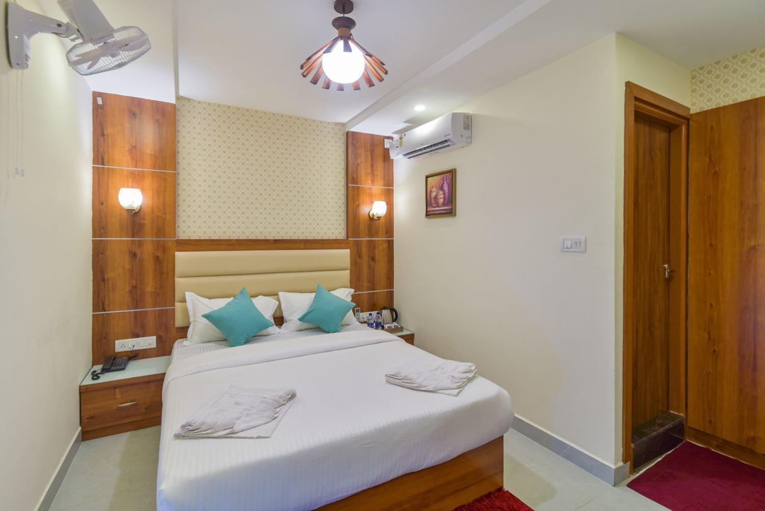Address 24 Inn Bangalore Eksteriør billede